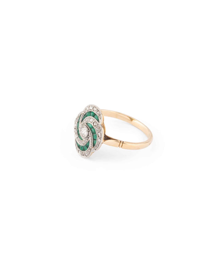 Caillou Paris Bague Ancienne Emeraude Yasu Gauche