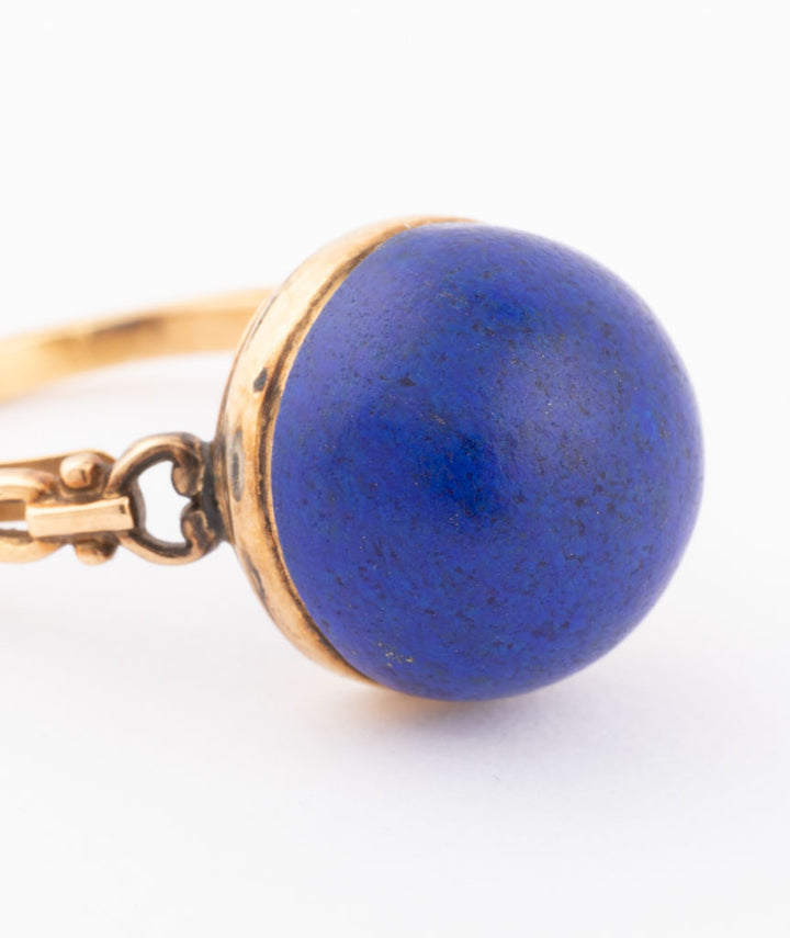 Caillou Paris Bague Ancienne Lapis Lazuli Tugal Gros Plan 2