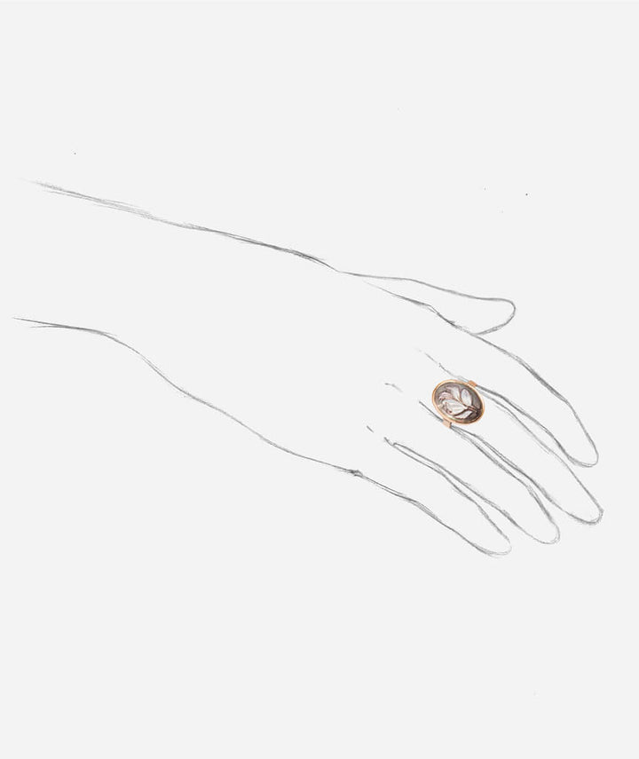 Caillou Paris - Bague ancienne nacre Malar porter