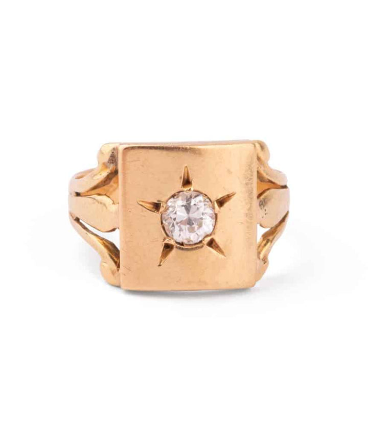 Caillou Paris Bague Ancienne Or Et Diamant Max Gros Plan