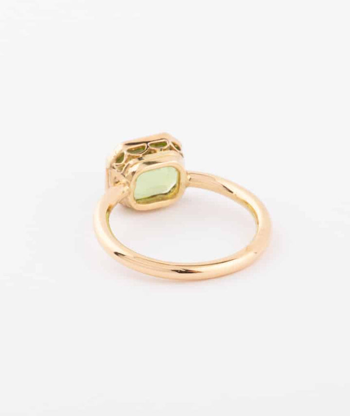 Caillou Paris Bague Ancienne Peridot Oili Dos 2