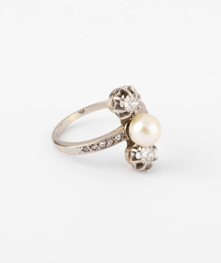 Caillou Paris - Bague ancienne perle et diamants Nida droite