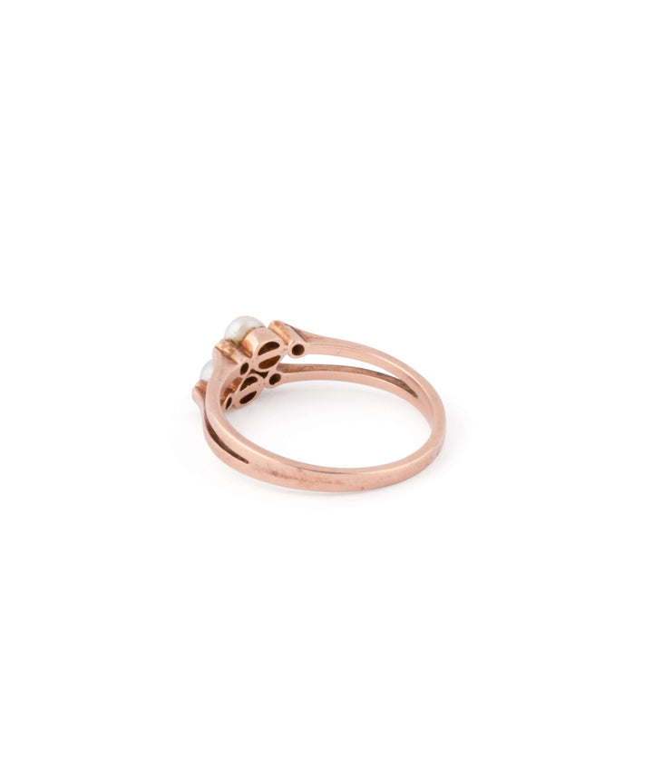 Caillou Paris Bague Ancienne Perles Diamants Nola Dos Gauche