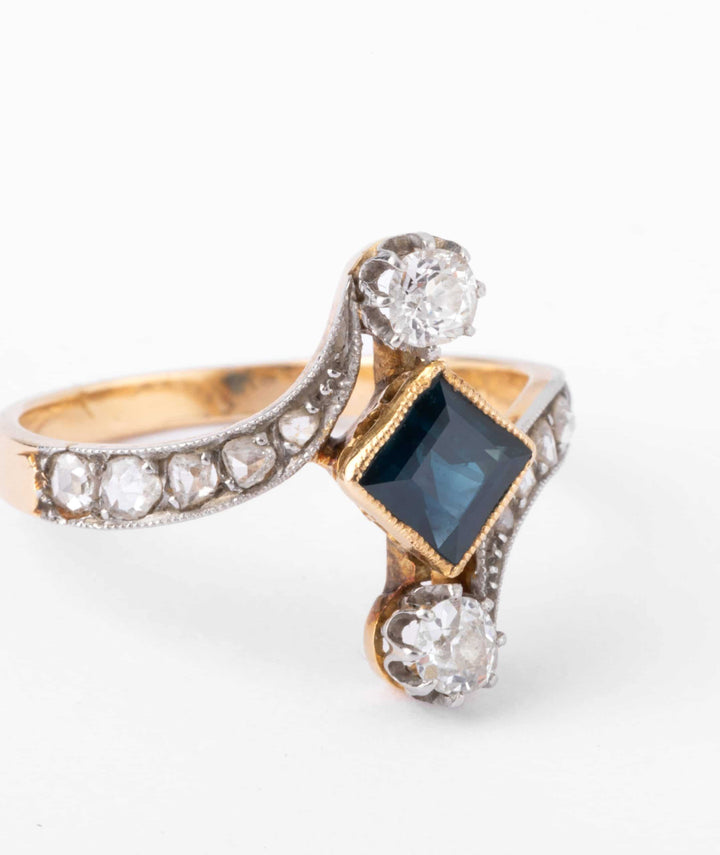 Caillou Paris - Bague ancienne saphie Temara détail