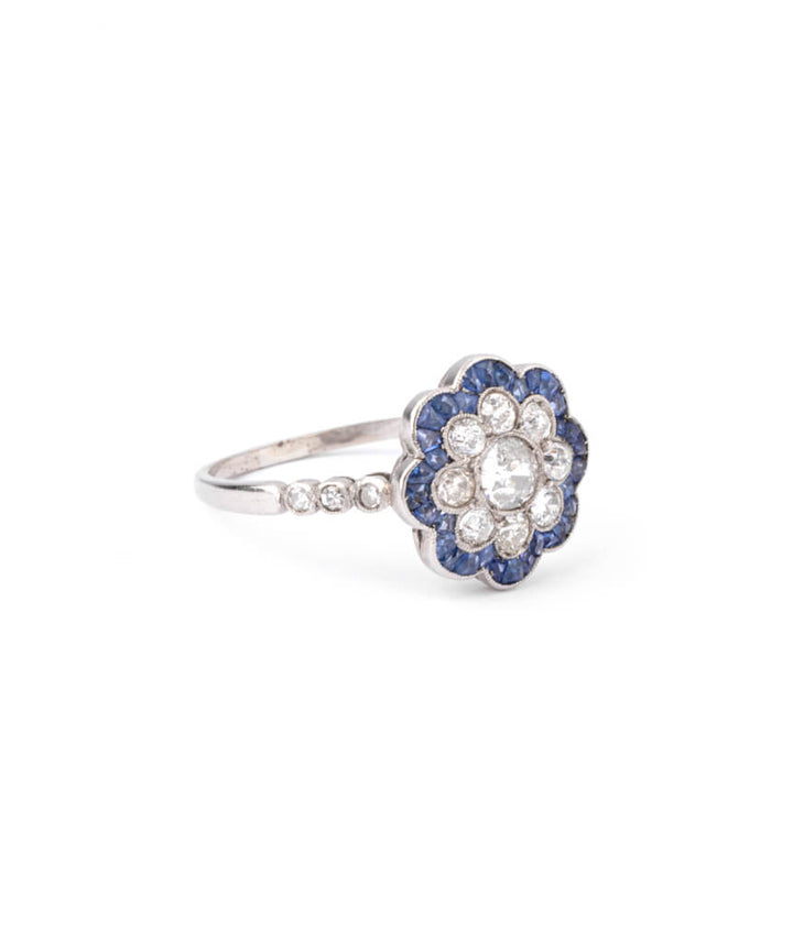 Bague marguerite ancienne Atasi droite