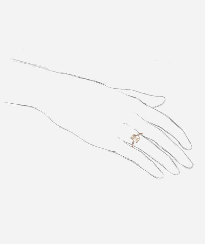 Caillou Paris - Bague ancienne saphir Mitena porter
