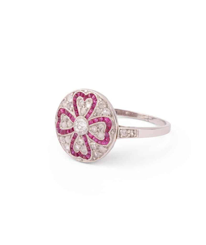 Caillou Paris Bague De Fiançailles Ancienne Diamants Et Rubis Pauly Gauche