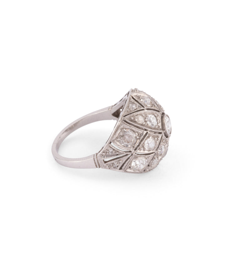 Caillou Paris Bague Dome Art Deco Platine Et Diamants Yaffa Profil