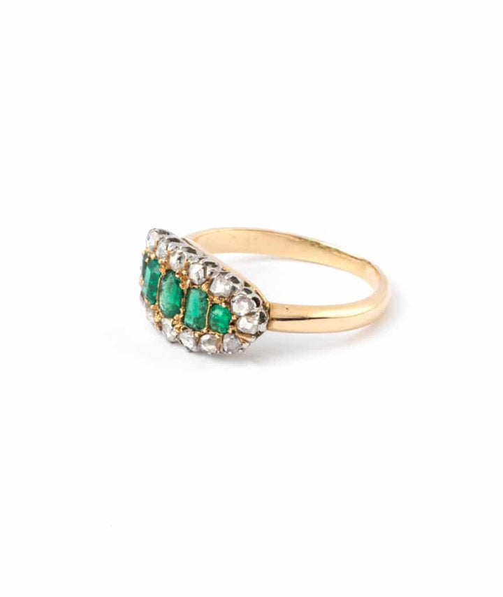 Bague jarretière ancienne émeraudes Hildevert gauche