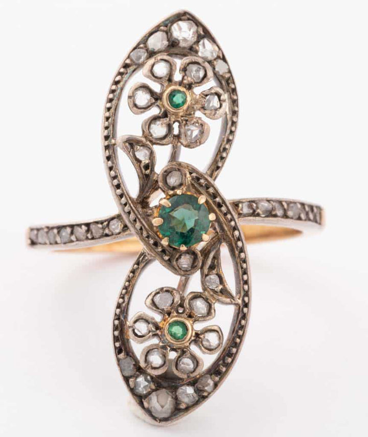 Caillou Paris Bague Marquise Ancienne Emeraude Et Diamants Jos Gros Plan