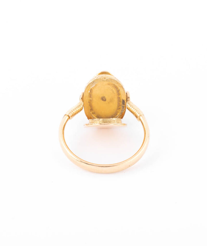 Bague ancienne scarabée Gamal ouverte face