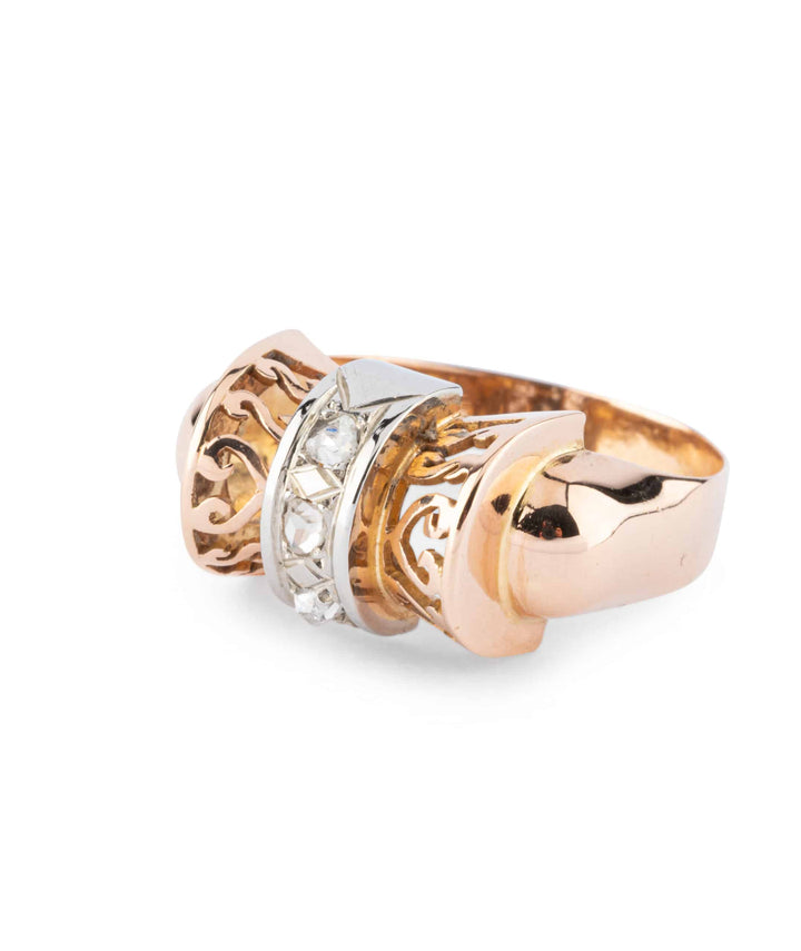 Caillou Paris Bague Tank Zeru Gros Plan