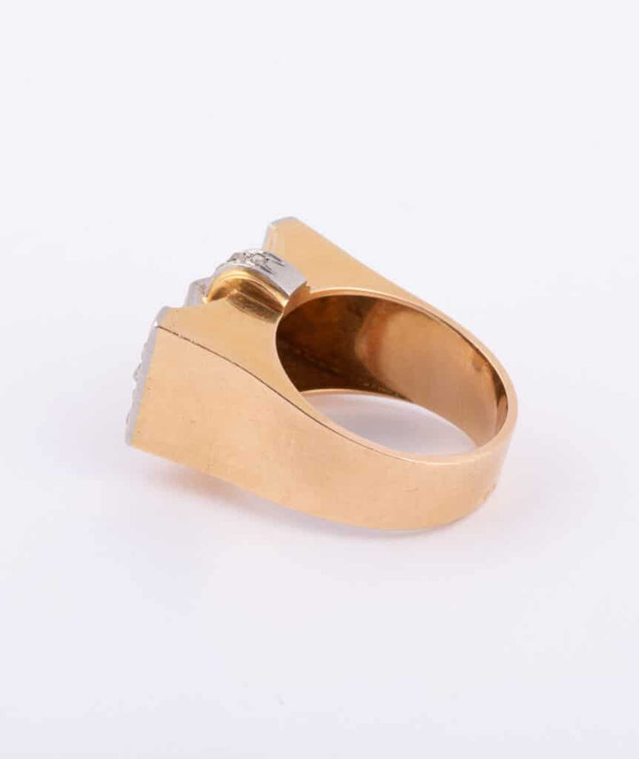 Caillou Paris Bague tank diamants Arun profil gauche
