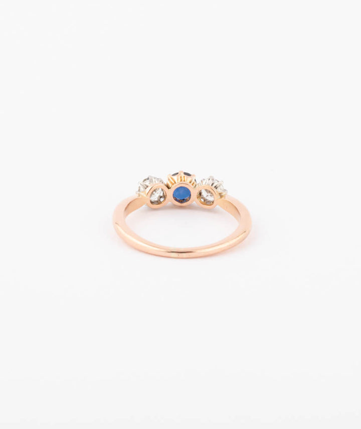 Caillou Paris Bague Trilogie Ancienne Saphir %22espen%22 Dos