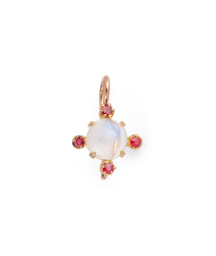 Caillou Paris Boucle Oreille Pierre De Lune Wit Gros Plan