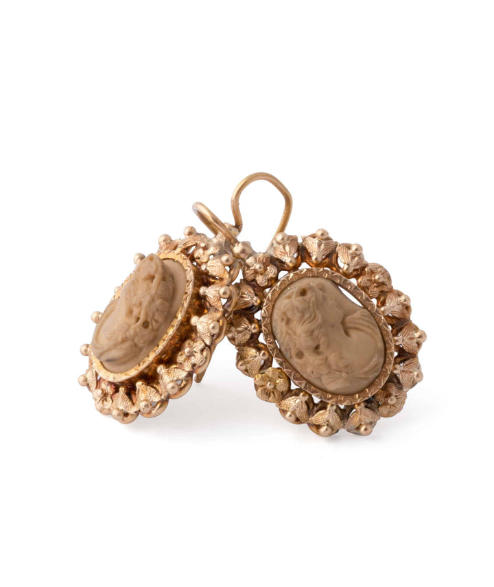 Caillou Paris Boucles D Oreilles Anciennes Cobi Detail