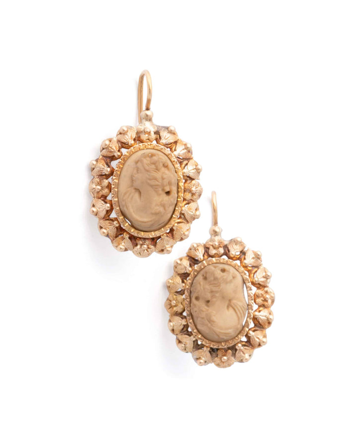 Caillou Paris Boucles D Oreilles Anciennes Cobi Face