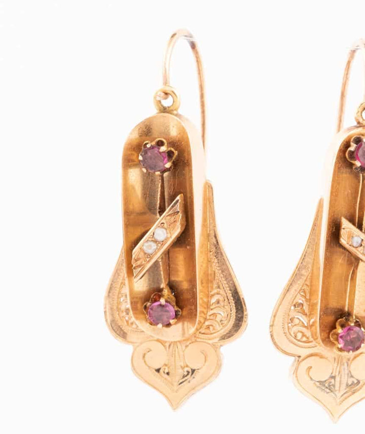 Caillou Paris Boucles D Oreilles Perles Et Amethystes Marut Gauche