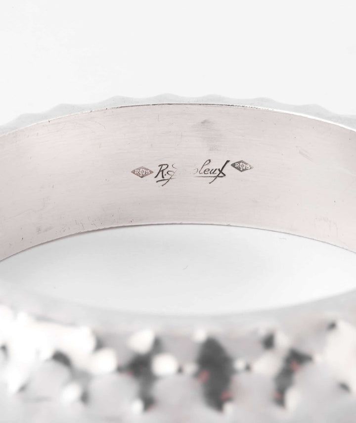 Caillou Paris - Bracelet Art nouveau Dawy signature gros plan