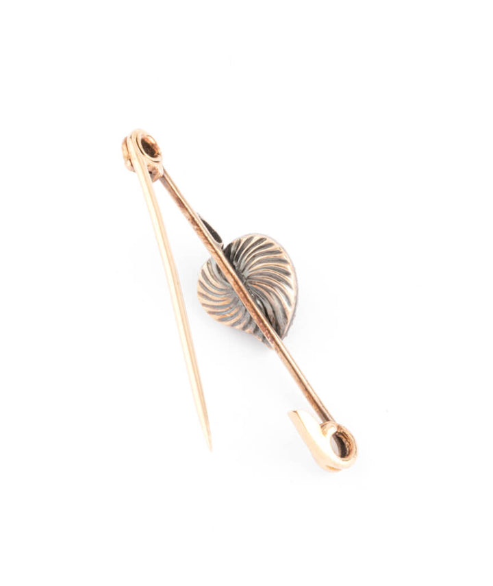 Caillou Paris - Broche ancienne Asha dos