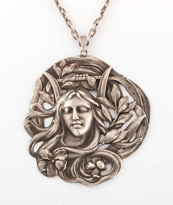 Caillou Paris - Collier Art nouveau argent Ewa face