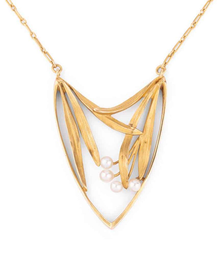 Caillou Paris Collier Art Nouveau Or Et Perles Aban Gros Plan