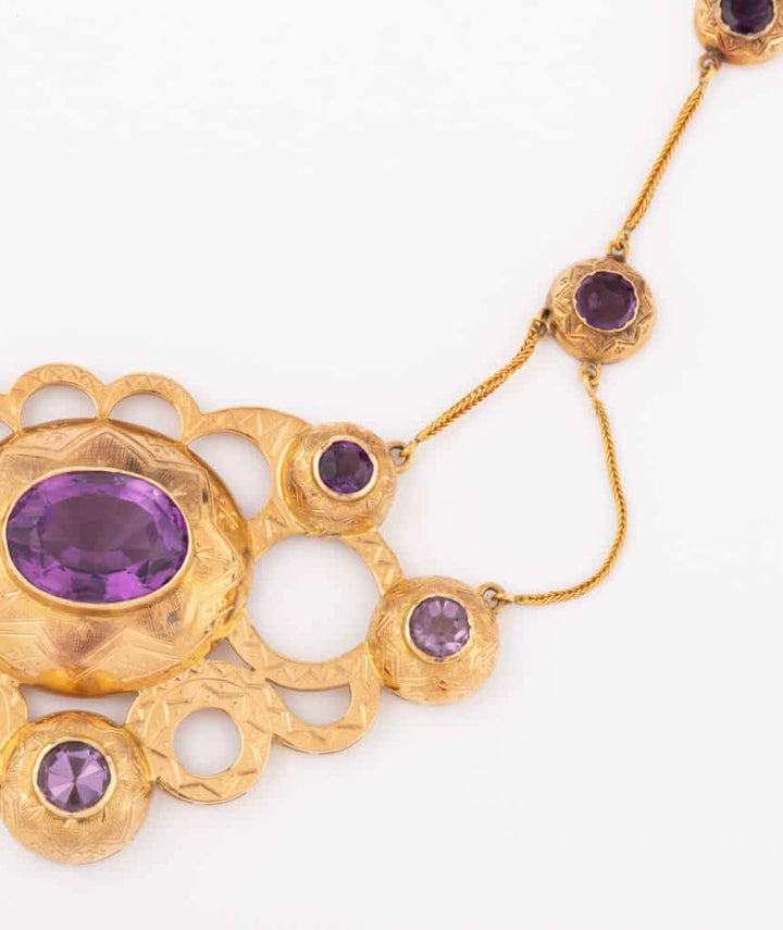 Caillou Paris Collier Napoleon III amethystes Bradan droite