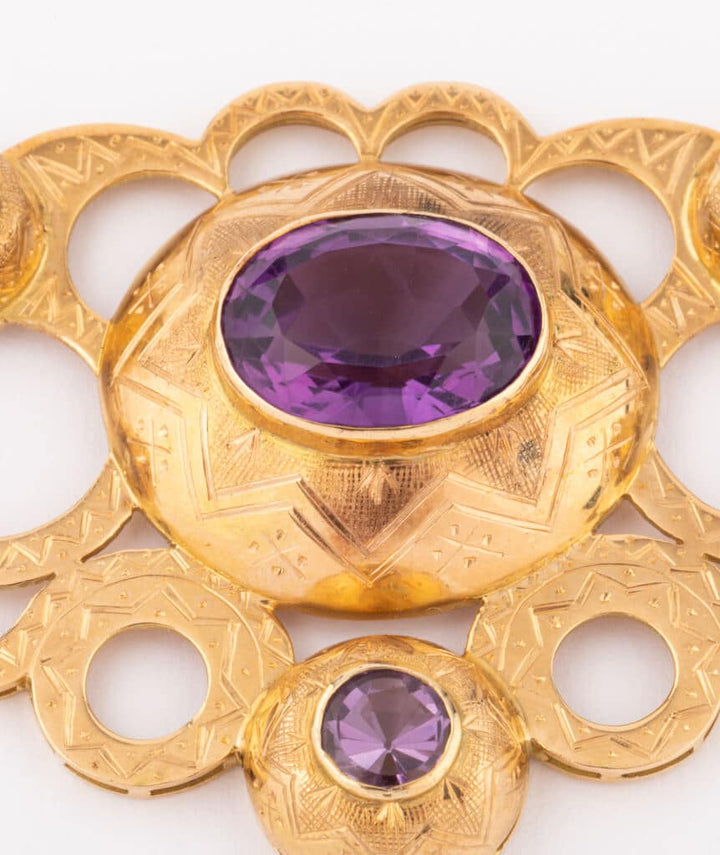 Caillou Paris Collier Napoleon III amethystes Bradan gros plan