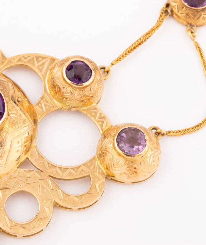 Caillou Paris Collier Napoleon III amethystes Bradan gros plan 4