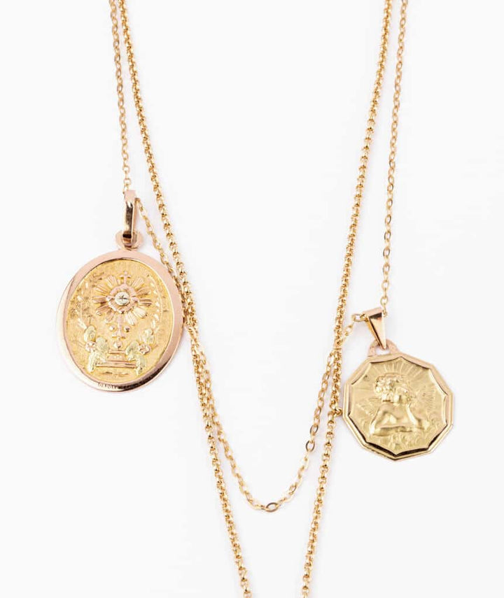 Caillou Paris - Collier ancien médailles Calligena detail 2