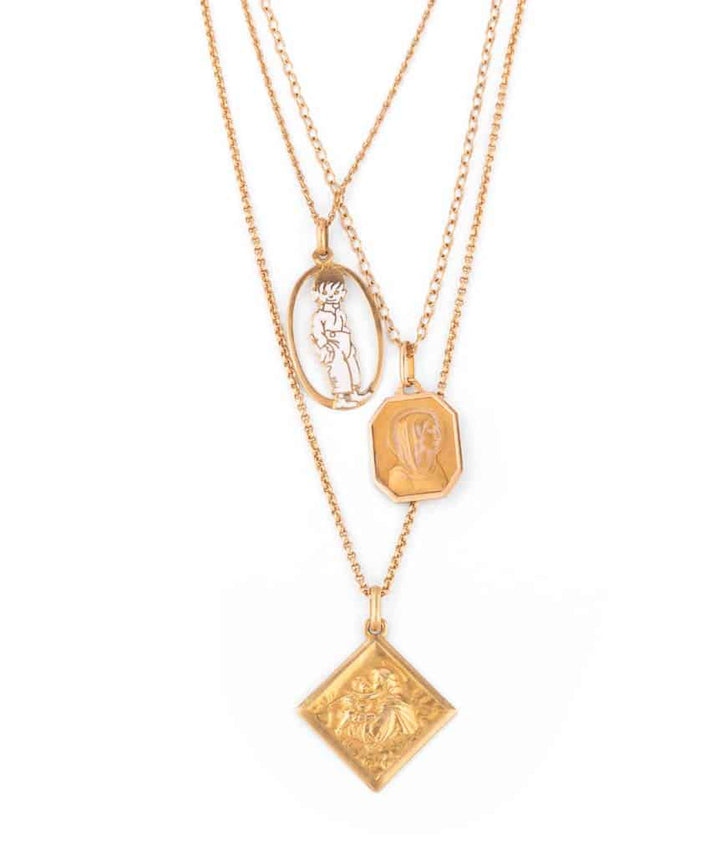 Caillou Paris Collier Ancien Or 3 Chaines Pippa Gros Plan Bas