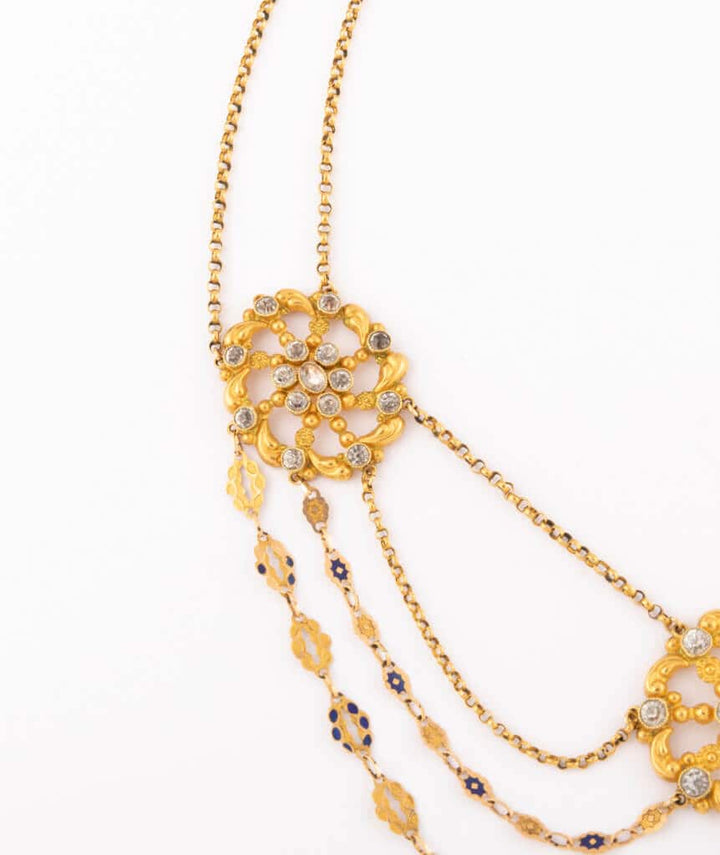 Caillou Paris - Collier ancien or Kira gros plan gauche