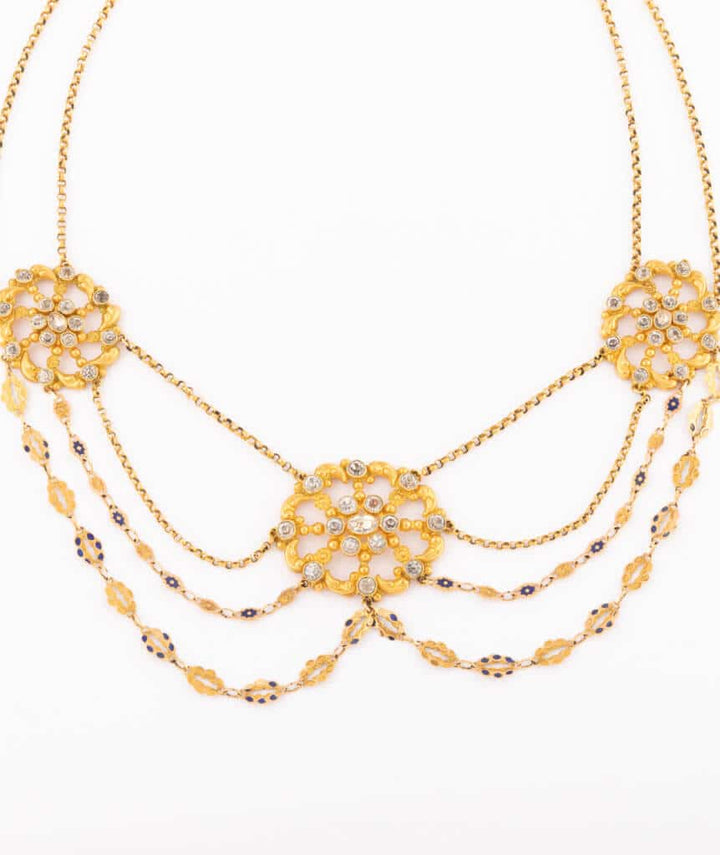 Caillou Paris - Collier ancien or Kira gros plan