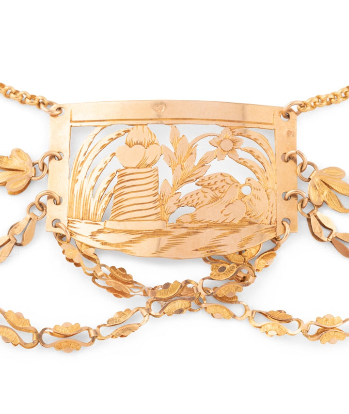 Caillou Paris Collier D Esclavage D Origine Auvergnate Or Abela Details Centre 3