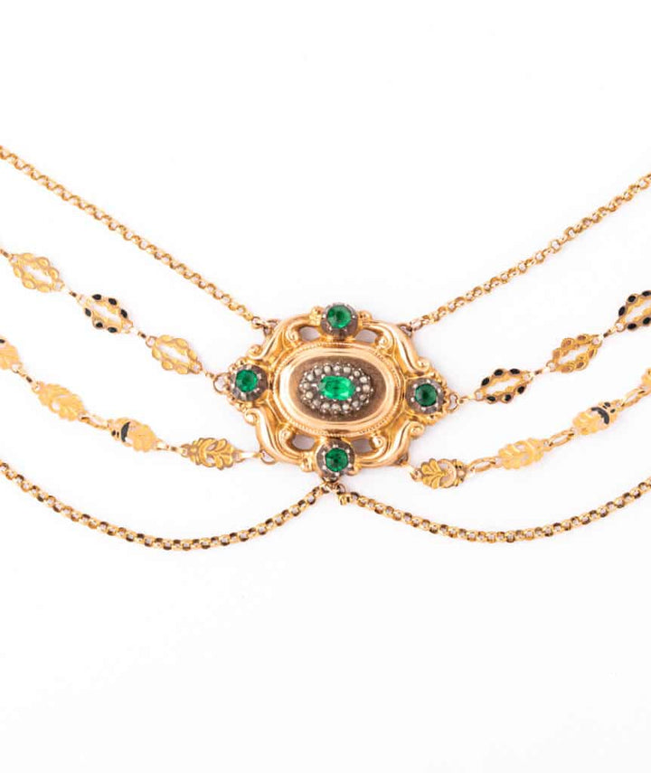 Caillou Paris - Collier d'esclavage ancien Rukma centre