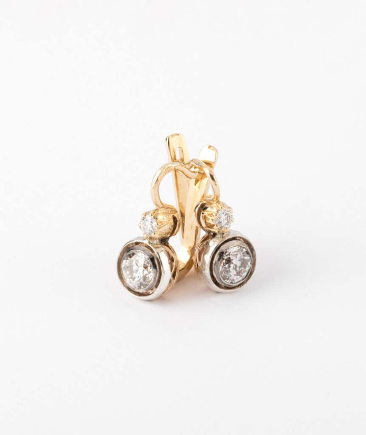 Caillou Paris - Dormeuses Napoleon III diamants Emory detail