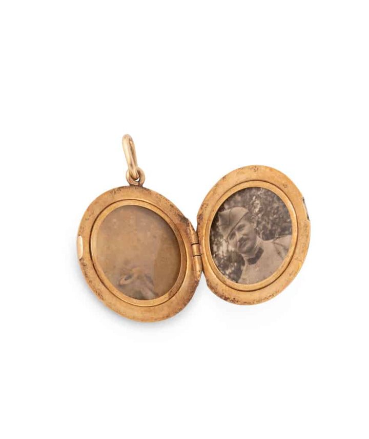 Caillou Paris Medaillon Ancien Or Et Diamants Isalis Ouvert