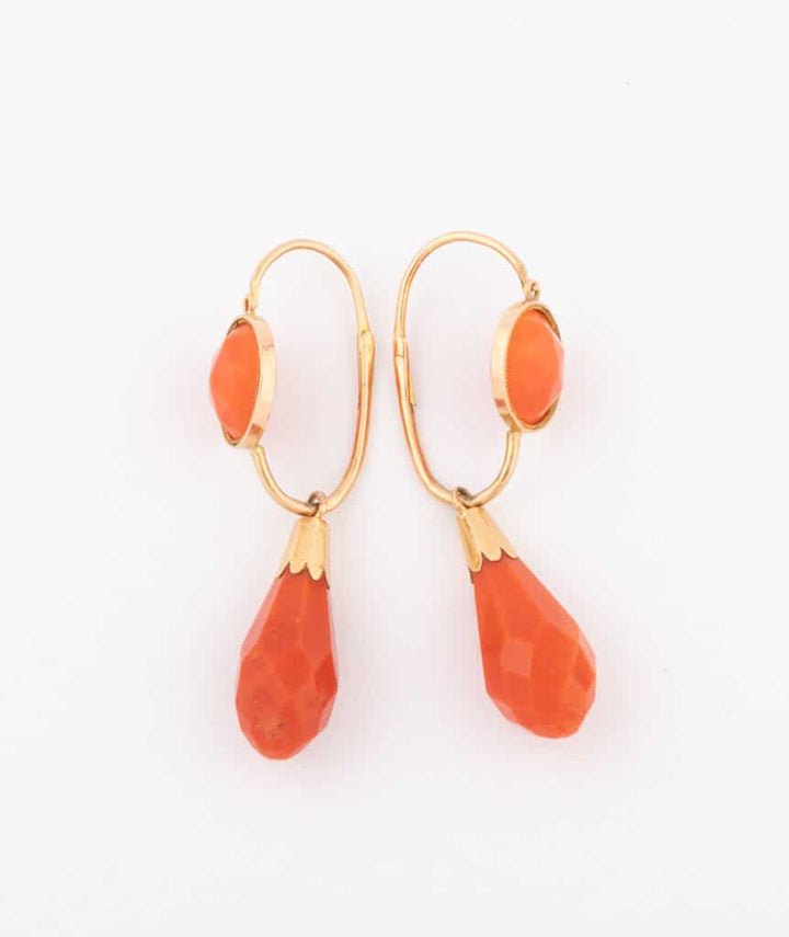 Caillou Paris Pendants D'oreilles Anciens Or Et Corail %22isis%22 Profil