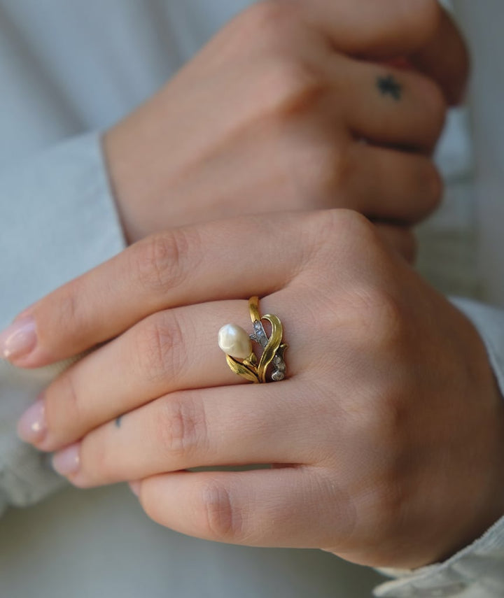 Bague Art nouveau diamants perle "Guila" ambiance