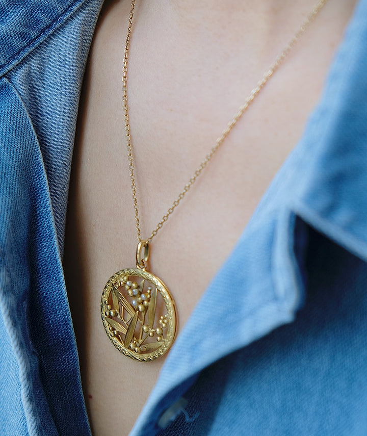 Pendentif Art nouveau mimosa "Kane" ambiance