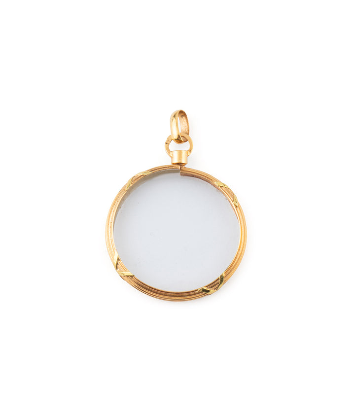 Ancien-pendentif-porte-photos-or-Alao-Caillou-Paris