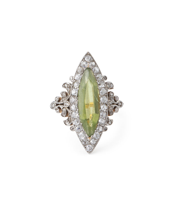 Ancienne-bague-Marquise-spinelle-vert-Jetta-Caillou-Paris