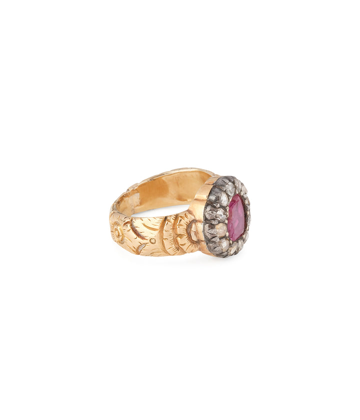 Ancienne-bague-fleur-rubis-Placida-Caillou-Paris