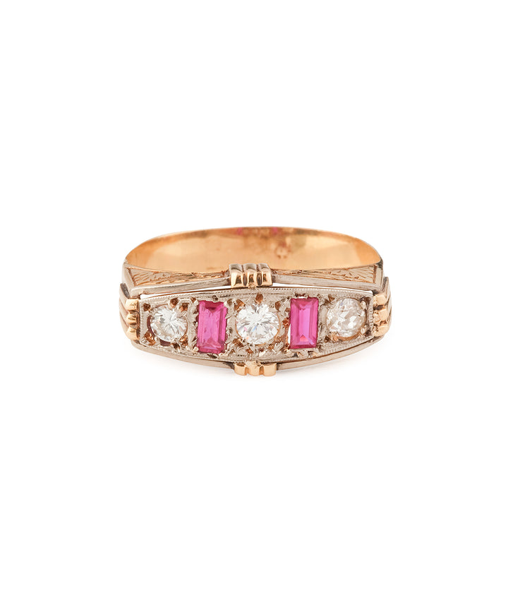 Ancienne-bague-jarretiere-diamants-rubis-Jimmy-Caillou-Paris