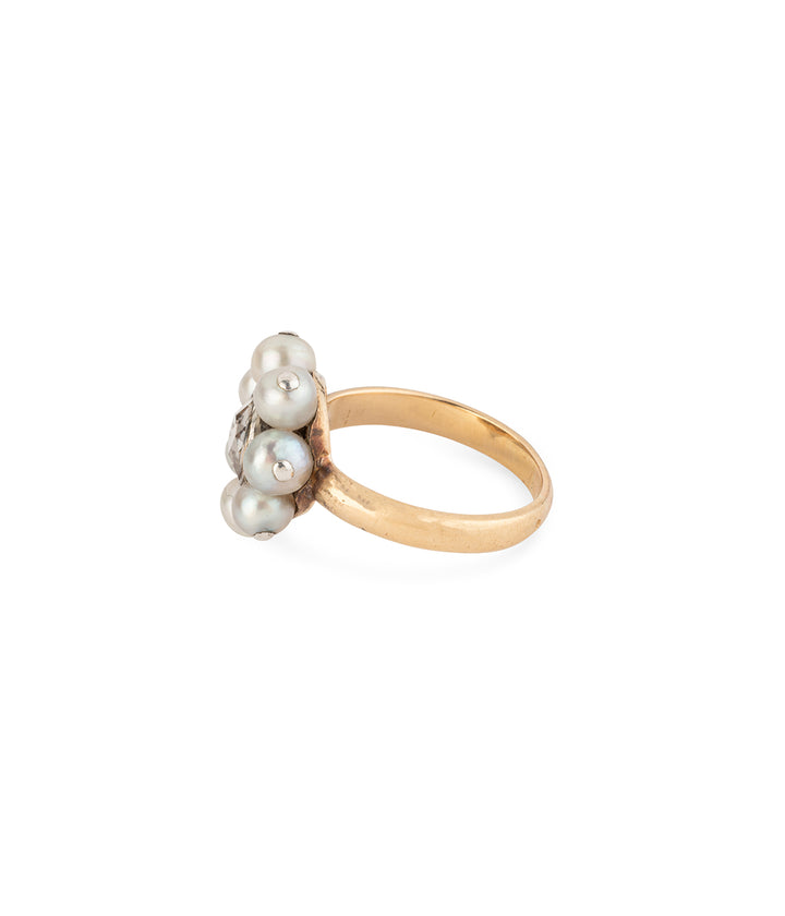 Ancienne-bague-marguerite-ancienne-perle-diamant-Offy-Caillou-Paris