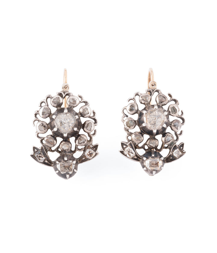 Anciennes boucles oreilles fleur diamants "Patxika" - Caillou Paris