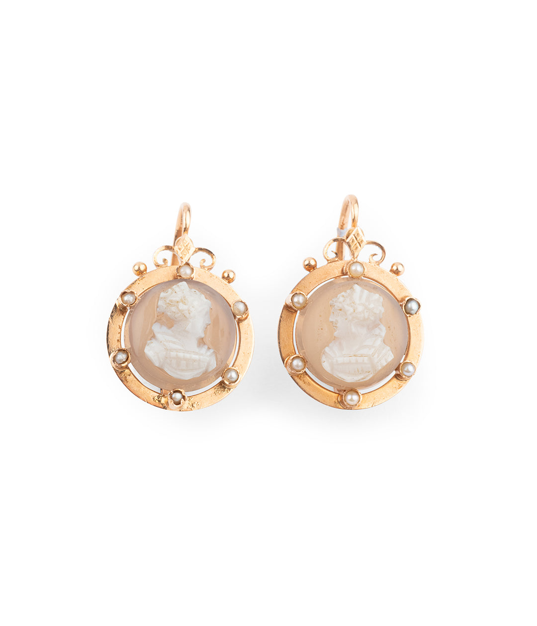 Antique-cameo-earrings-18k-gold-Jolana-Caillou-Paris