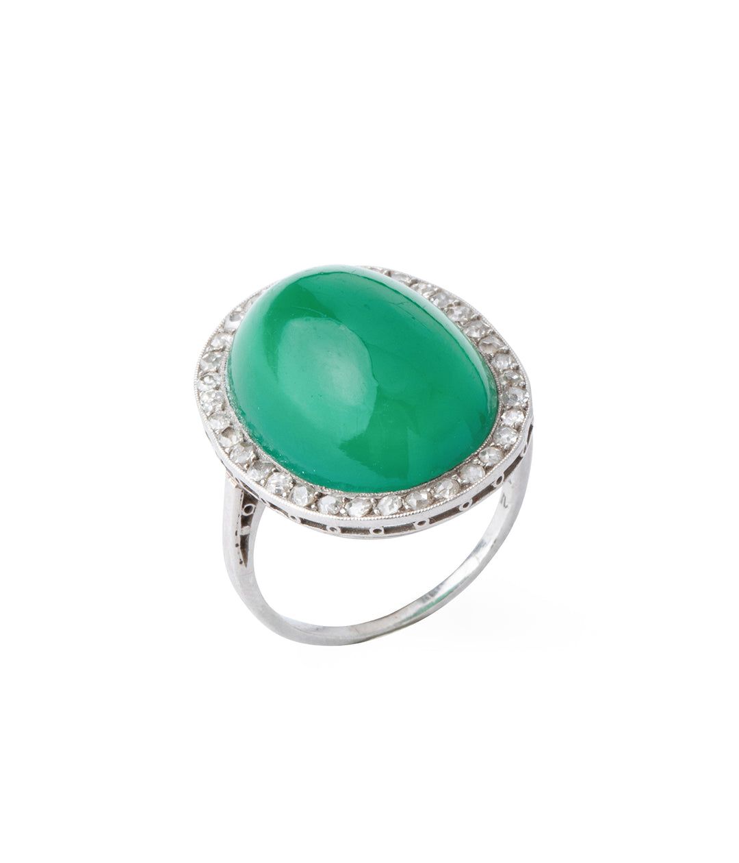Antique-chrysoprase-ring-Atia-Caillou-Paris