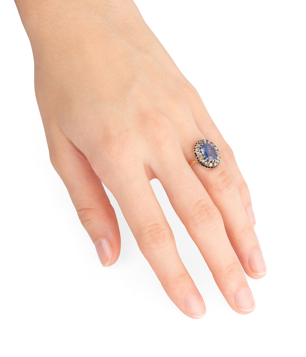 Antique-cluster-ring-sapphire-diamonds-Burak-Caillou-Paris