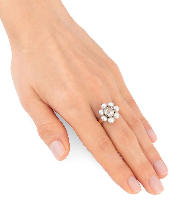 Antique-daisy-ring-diamond-pearls-Offy-Caillou-Paris